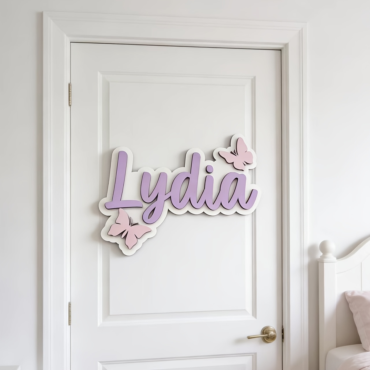 パーソナライズされたブルー＆ピンクの蝶の名前入りルームサイン - Home Decor For Birthday のレビューと価格